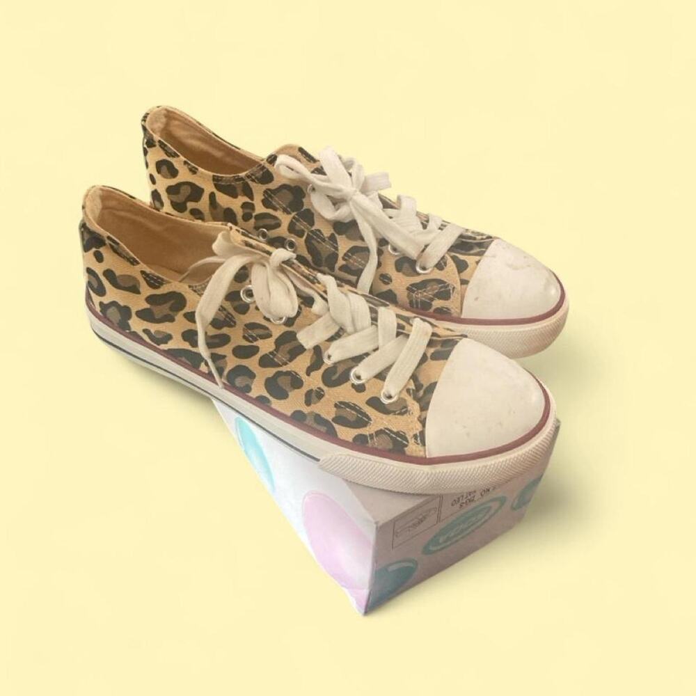 Leopard print platform sneakers platform